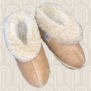 Sheepskin/ wool slippers